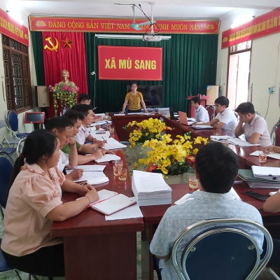 Liên đoàn Lao động huyện Phong Thổ phối hợp kiểm tra việc thực hiện Quy chế dân chủ ở cơ sở năm 2021