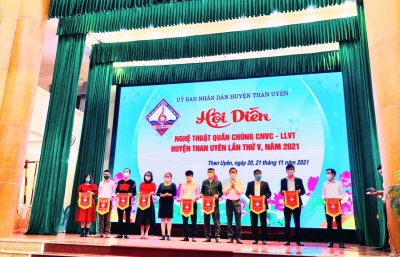 Liên đoàn Lao động huyện Than Uyên  phối hợp tổ chức thành công Hội diễn nghệ thuật quần chúng