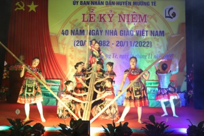 Huyện Mường Tè tổ chức Lễ kỷ niệm 40 năm Ngày Nhà giáo Việt Nam 20/11