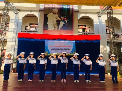 Trường Tiểu học số 2 Thành phố Lai Châu: Tổ chức các hoạt động chào mừng 78 năm ngày thành lập quân đội nhân dân Việt Nam (22/12/1944 - 22/12/2022) - 33 năm ngày Quốc phòng toàn dân (22/12/19