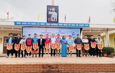 Liên đoàn Lao động huyện Sìn Hồ phối hợp với Hội Liên hiệp Phụ nữ tổ chức thành công giải bóng chuyền hơi công nhân, viên chức, lao động, hội viên phụ nữ huyện năm 2024.