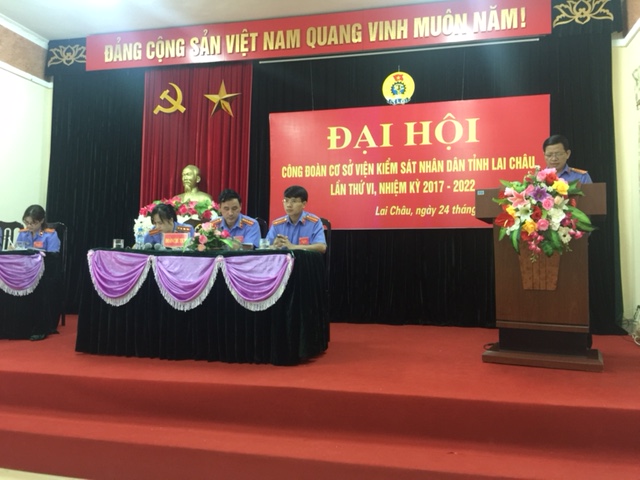 Đồng chí Bàn Cao Sinh – Bí thư Đảng bộ phát biểu tại Đại hội