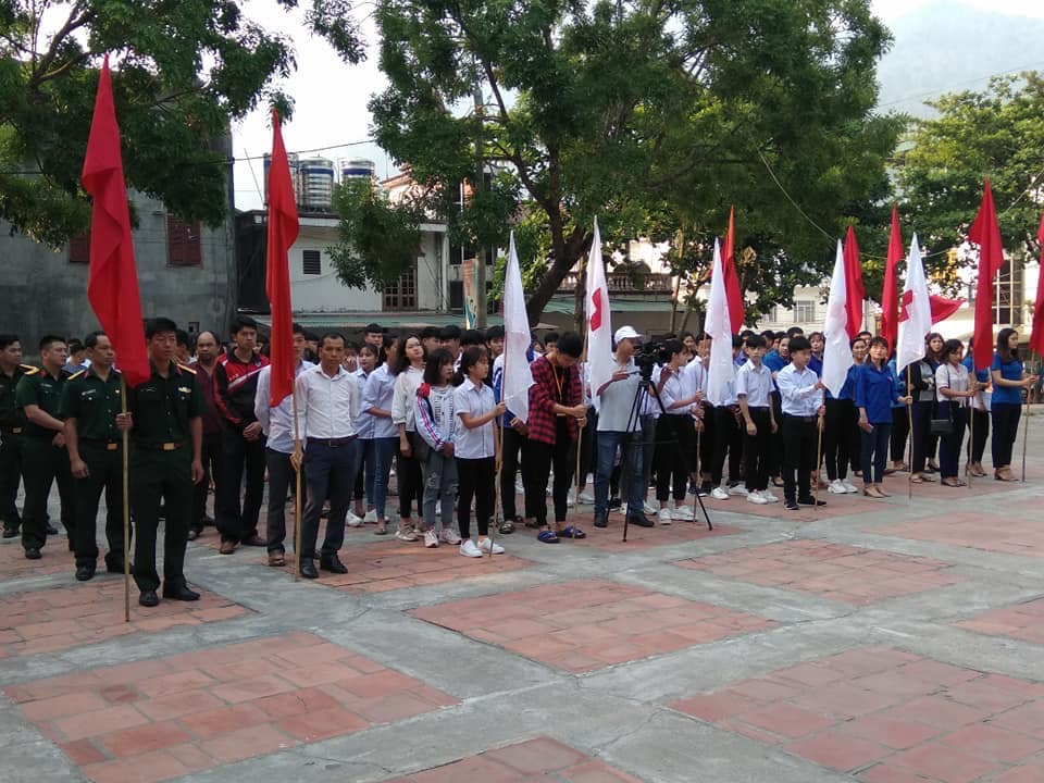 Đoàn viên công đoàn, Đoàn thanh niên, lực lượng vũ trang tham gia hiến máu