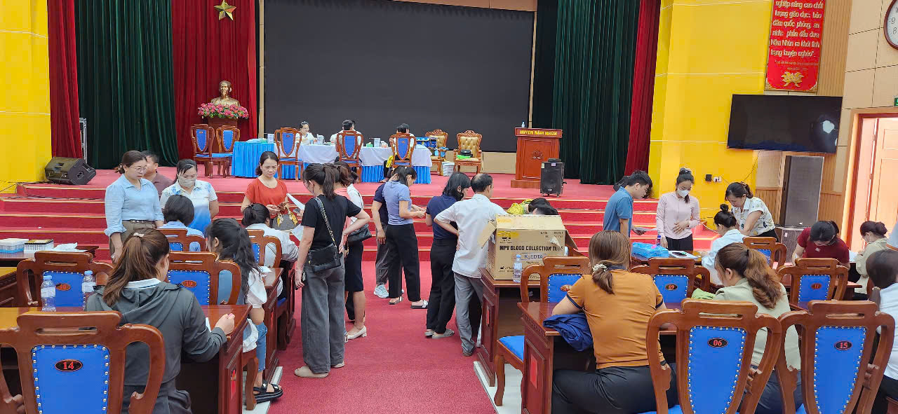 Sôi nổi các hoạt động nhân Tháng Công nhân năm 2025 của Liên đoàn Lao động huyện Nậm Nhùn