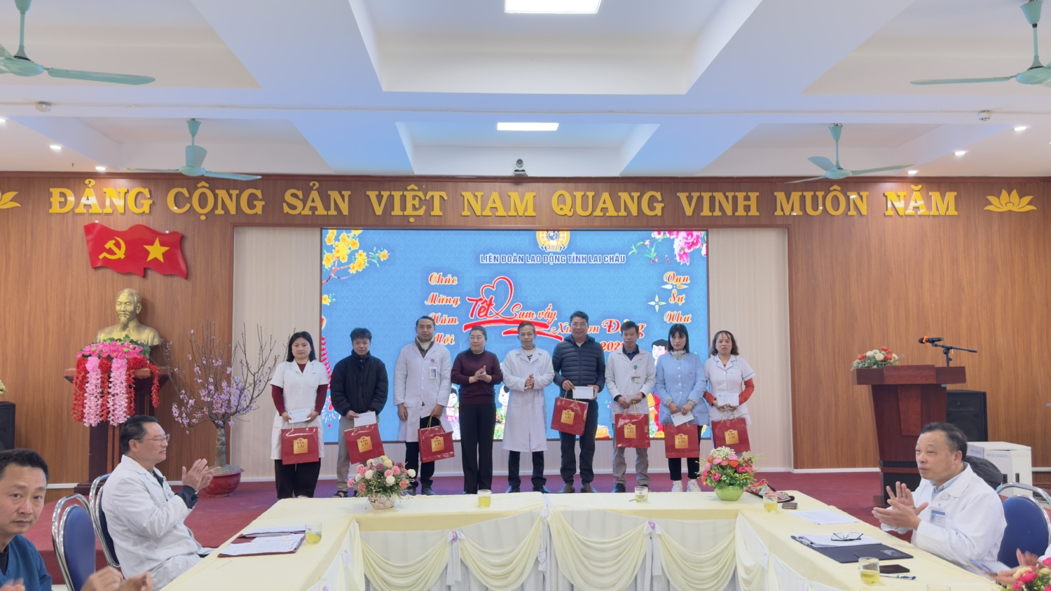 z7517557101113 e77ef23cf2a4c3badd2d9f618b4a59b4